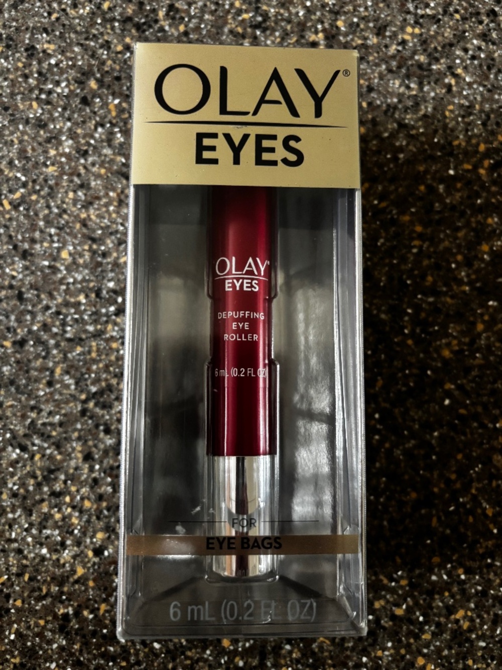 NIB Olay Eyes Depuffing Eye Roller